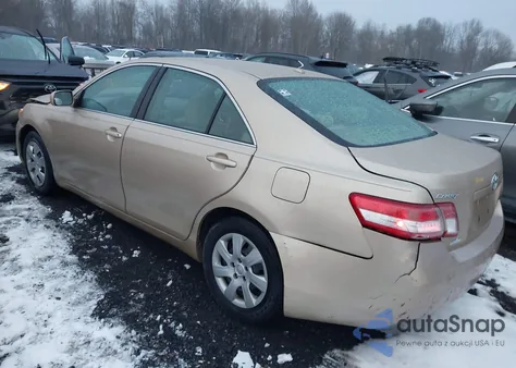 2011 Toyota Camry Le z USA, uszkodzony, nr VIN 4T1BF3EK0BU766613